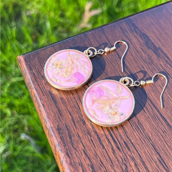 Handmade Honeysuckle Violet Earrings - Picture 6 of 16